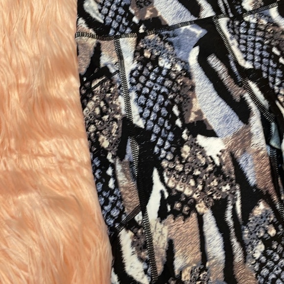 NWT Calvin Klein Animal Print 9” Biker Shorts Size XS - Picture 2 of 7